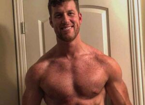 Clayton Echard shirtless (Image: Instagram)