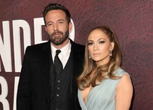 HOLLYWOOD, CALIFORNIA - DECEMBER 12: (L-R) Ben Affleck and Jennifer Lopez attend the Los Angeles premiere of Amazon Studio's "The Tender Bar" at TCL Chinese Theatre on December 12, 2021 in Hollywood, California. (Photo by Kevin Winter/Getty Images)