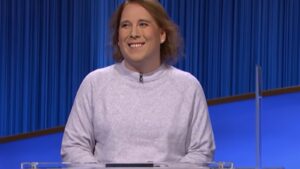 'Jeopardy' champ Amy Schneider (Image: YouTube)