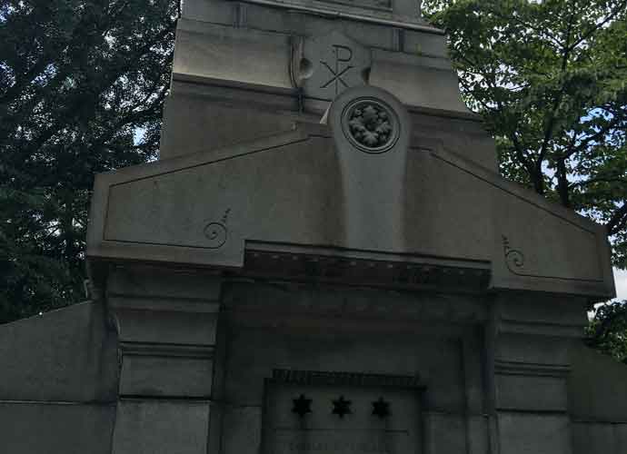 Grave in Massachusetts (Image: Wikimedia)