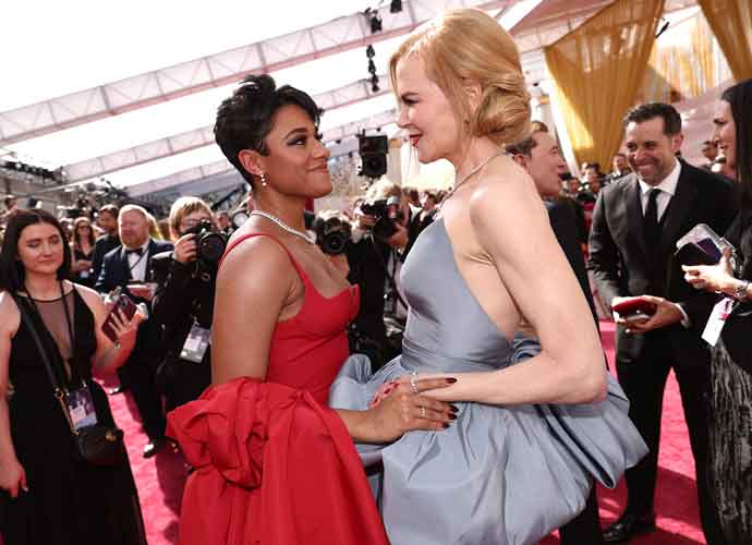 HOLLYWOOD, CALIFORNIA - MARCH 27: (L-R) Ariana DeBose and Nicole Kidman attend the 94th Annual Academy Awards at Hollywood and Highland on March 27, 2022 in Hollywood, California. (Photo by Emma McIntyre/Getty Images)