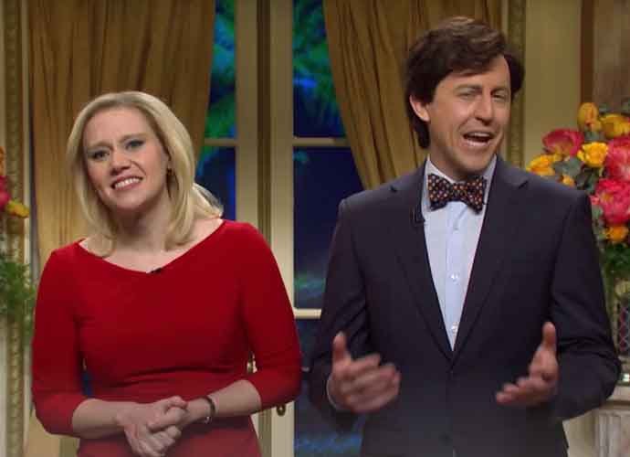 'Saturday Night Live' Mocks Fox News' Tucker Carlson & Laura Ingraham For Pro-Russia Coverage (Image: NBC)