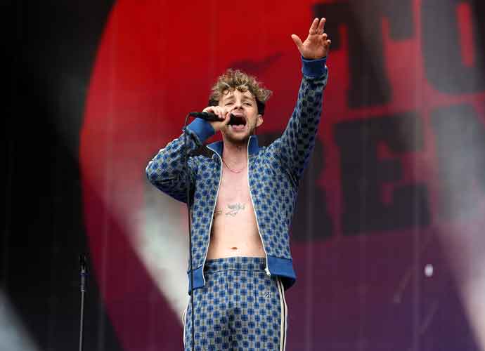READING, ENGLAND - AUGUST 29: (EDITORIAL USE ONLY) Tom Grennan performs live on Main Stage East during Reading Festival 2021 at Richfield Avenue on August 29, 2021 in Reading, England. (Photo by Simone Joyner/Getty Images)