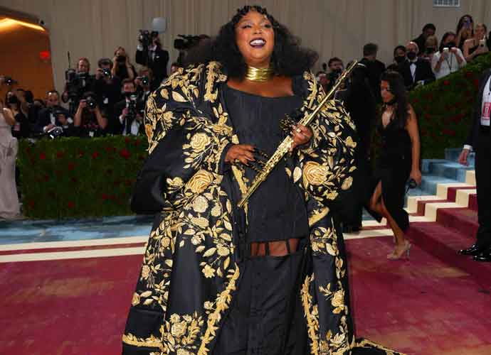 NEW YORK, NEW YORK - MAY 02: Lizzo attends The 2022 Met Gala Celebrating 