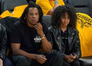 SAN FRANCISCO, CALIFORNIA - JUNE 13: Rapper Jay-Z and his daughter Blue Ivy Carter look on during the second quarter of Game Five of the 2022 NBA Finals between the Boston Celtics and the Golden State Warriors at Chase Center on June 13, 2022 in San Francisco, California. Photo by Thearon W. Henderson/Getty Images)