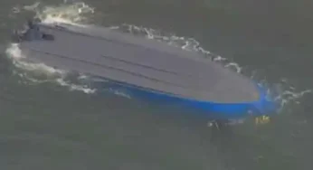 Woman & Child Die After Boat Capsizes In Hudson River