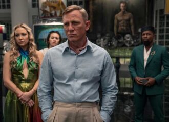 Daniel Craig in 'Glass Onion' (Image: Netflix)