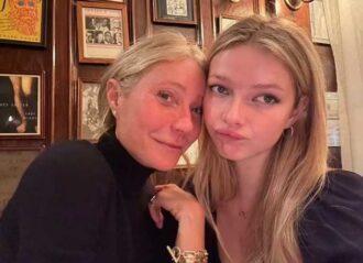 Gwyneth Paltrow & Apple Martin dine out in NYC (Image: Instagram)