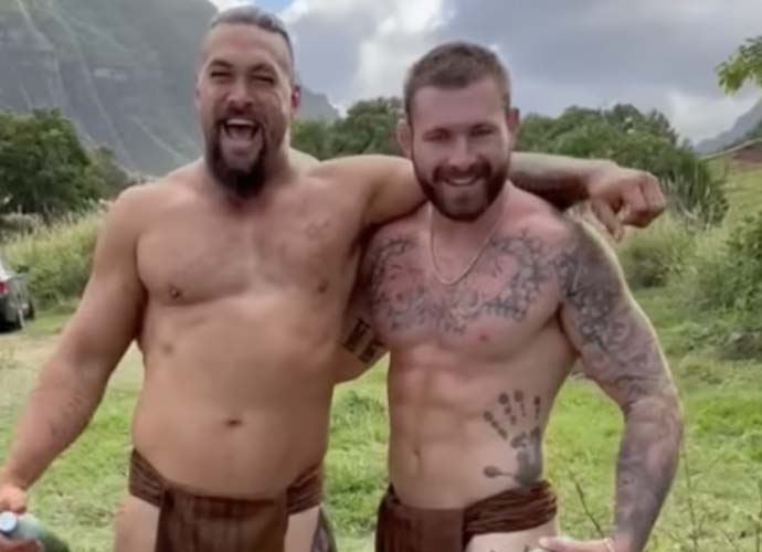 Jason Momoa wears traditional malo outfit (Image: Instagram)