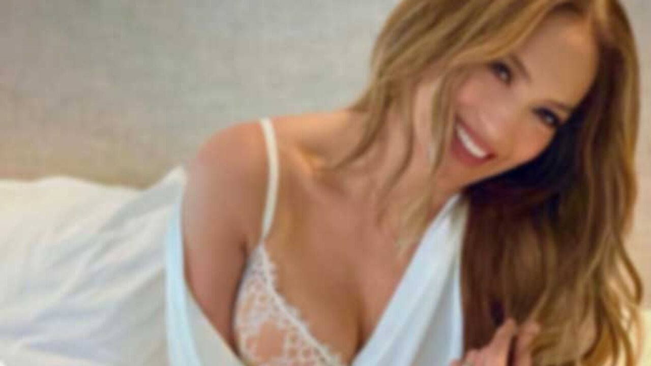 Jennifer Lopez Stuns in Intimissimi Lingerie Campaign [Photos