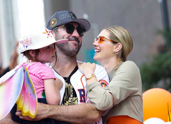HOUSTON, TEXAS - NOVEMBER 07: Justin Verlander #35 of the Houston Astros, and wife Kate Upton, participate in the World Series Parade on November 07, 2022 in Houston, Texas. (Photo by Carmen Mandato/Getty Images)