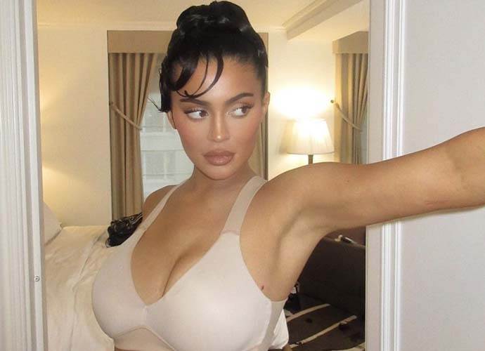 Kylie Jenner in bra preps for CFDA Fashion Awards in 2022 (Image: Instagram)