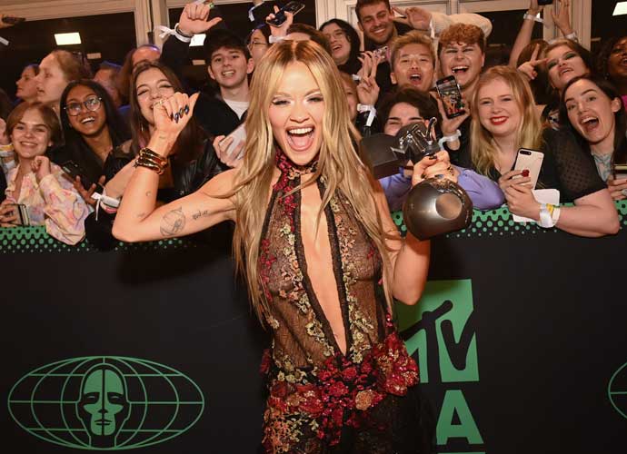 DUESSELDORF, GERMANY - NOVEMBER 13: Rita Ora attends the red carpet during the MTV Europe Music Awards 2022 held at PSD Bank Dome on November 13, 2022 in Duesseldorf, Germany. (Photo by Dave J Hogan/Getty Images for MTV)
