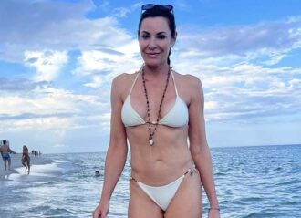 Countess Luann Lesseps in white string bikini (Image: Instagram)