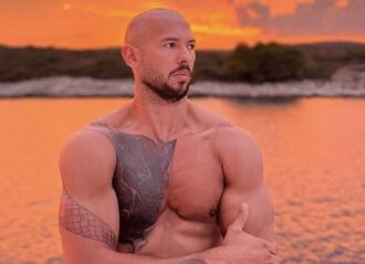 Andrew Tate poses shirtless at sunset (Image: Instagram)