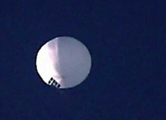 Chinese balloon spotted over Montana (Image: YouTube)
