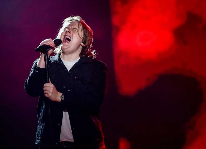 LOS ANGELES, CA – DECEMBER 31st: In this image released on December 31, Lewis Capaldi performs at Dick Clark's New Year's Rockin' Eve with Ryan Seacrest 2021 broadcast on December 31, 2020 and January 1, 2021. (Photo by Alberto E. Rodriguez/Getty Images for dick clark productions)