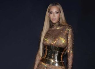 Beyonce in see-through Gold Party dress (Image: Instagram)