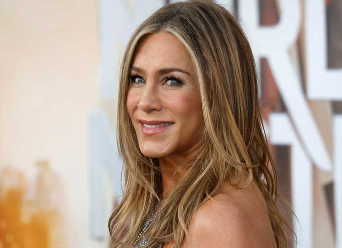 Jennifer Aniston Thinks Many Young People Find ‘Friends’ To Be ‘Offensive’
