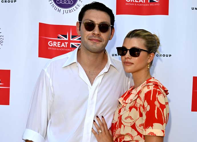 LOS ANGELES, CALIFORNIA - JUNE 11: Elliot Grainge and Sofia Richie attend the British Consulate's celebration of Her Majesty the Queen's Platinum Jubilee on June 11, 2022 at the British Consulate General Residence in Los Angeles, California. (Photo by Lester Cohen/Getty Images for British Consulate Los Angeles and Universal Music Group)