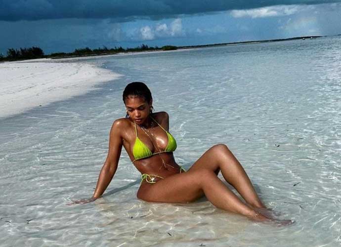 Lori Harvey models bikini Turks & Caicos (Image: Instagram)