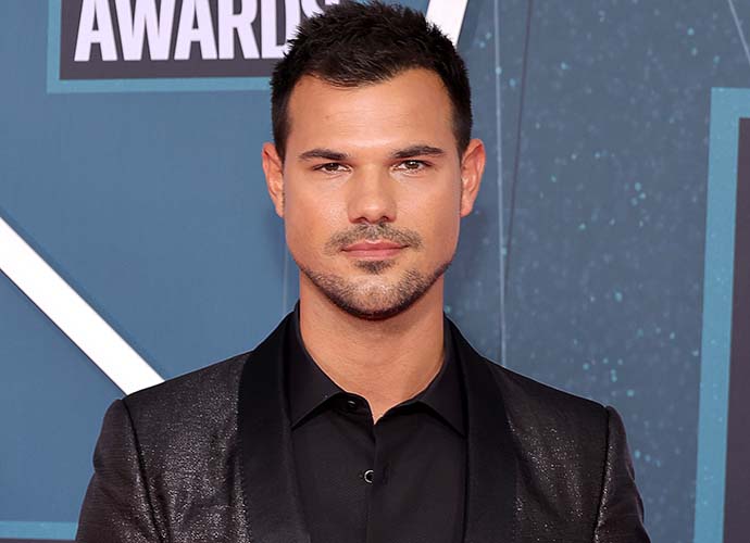 Taylor Lautner Claps Back At Fans Saying He ‘Looks Awful’ & ‘Isn’t Aging Well’