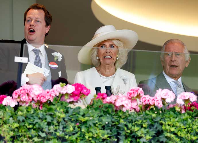 ASCOT, UNITED KINGDOM - JUNE 20: (EMBARGOED FOR PUBLICATION IN UK NEWSPAPERS UNTIL 24 HOURS AFTER CREATE DATE AND TIME) Tom Parker Bowles, Queen Camilla (wearing the Courtauld Thomson Scallop-Shell Brooch, which was worn by both Queen Elizabeth, The Queen Mother and Queen Elizabeth II) and King Charles III watch the racing on day one of Royal Ascot 2023 at Ascot Racecourse on June 20, 2023 in Ascot, England. (Photo by Max Mumby/Indigo/Getty Images)