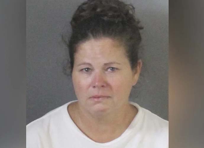 Babysitter Rhonda Jewell's mugshot (Image: Baker County Sheriff's Office)