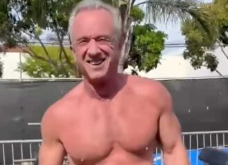 RFK Jr. poses shirtless after workout (Image: Instagram)