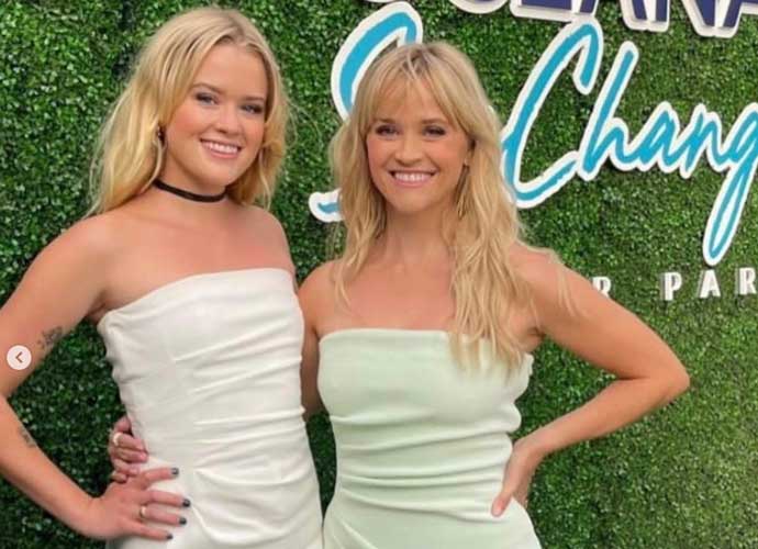 Reese Witherspoon & Ava Phillippe (Image: Instagram)