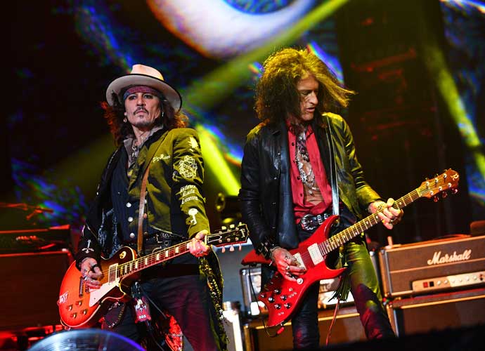 LONDON, ENGLAND - JULY 09: (EDITORIAL USE ONLY) Johnny Depp and Joe Perry of Hollywood Vampires perform at The O2 Arena on July 09, 2023 in London, England. (Photo by Jim Dyson/Getty Images)