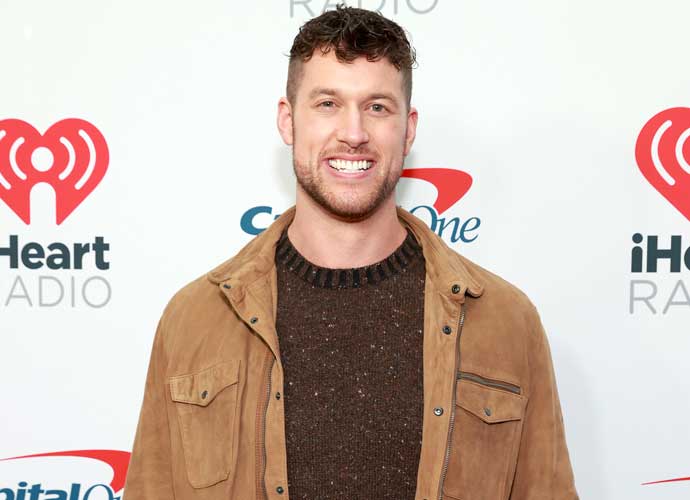 INGLEWOOD, CALIFORNIA - DECEMBER 03: Clayton Echard attends 102.7 KIIS FM's Jingle Ball 2021 Presented By Capital One at The Forum on December 03, 2021 in Inglewood, California. (Photo by Amy Sussman/Getty Images)