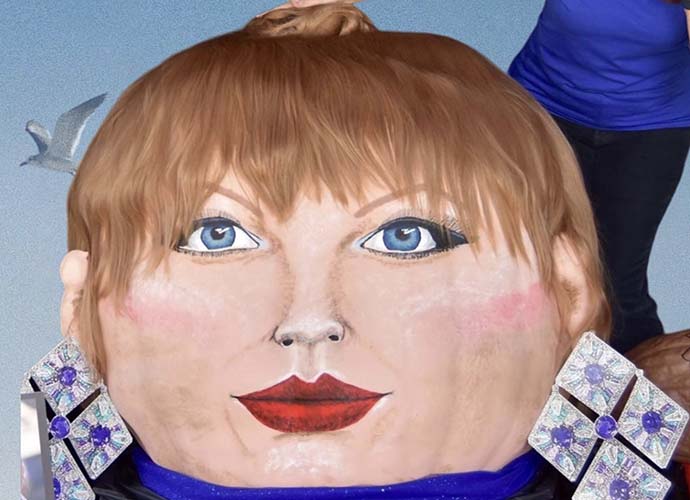 Taylor Swift face on 399-pound pumpkin (Image: Instagram)