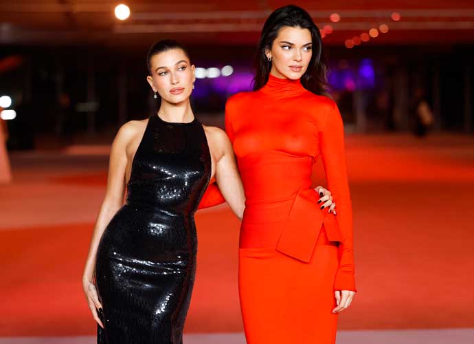 LOS ANGELES, CALIFORNIA - DECEMBER 03: (L-R) Hailey Bieber and Kendall Jenner attend the Academy Museum of Motion Pictures 3rd Annual Gala Presented by Rolex at Academy Museum of Motion Pictures on December 03, 2023 in Los Angeles, California. (Photo by Emma McIntyre/Getty Images for Academy Museum of Motion Pictures )