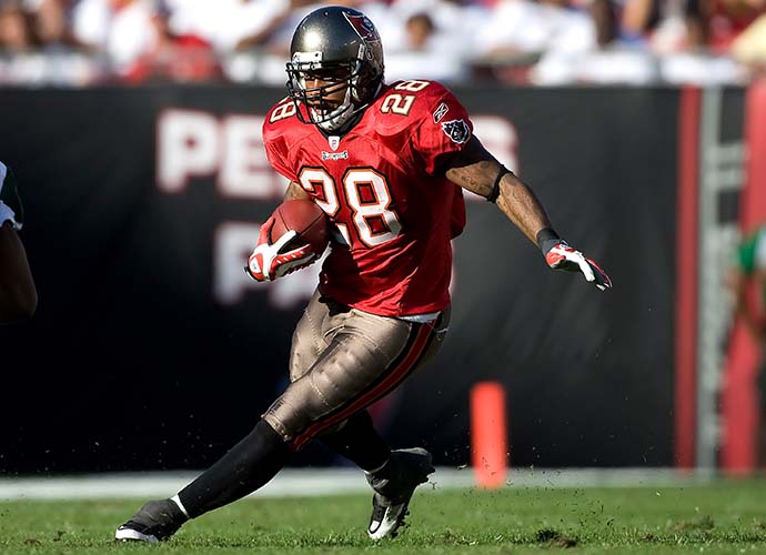 TAMPA, FL - DECEMBER 13: Running back Derrick Ward #28 of the Tampa Bay Buccaneers runs the ball against the New York Jets during the game at Raymond James Stadium on December 13, 2009 in Tampa, Florida. (Photo by J. Meric/Getty Images)