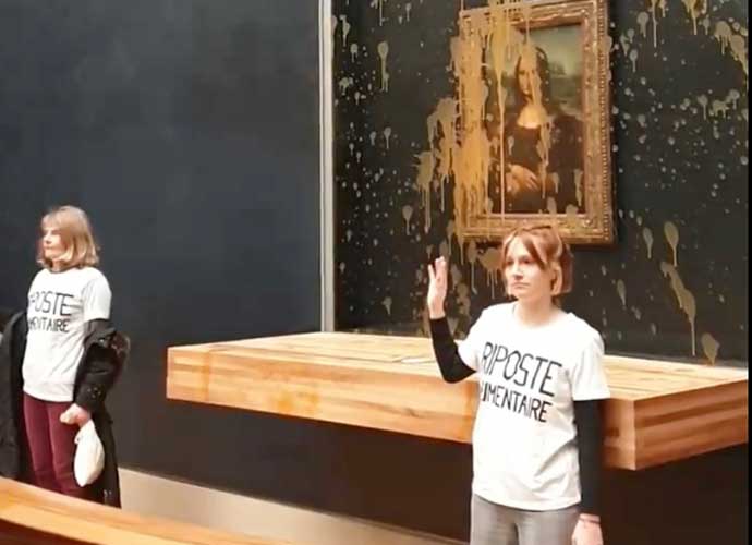 Activists throw soup at the 'Mona Lisa' (Image: X)