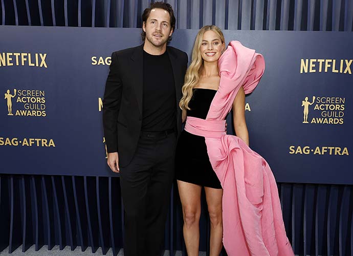 LOS ANGELES, CALIFORNIA - FEBRUARY 24: (L-R) Tom Ackerley and Margot Robbie attend the 30th Annual Screen Actors Guild Awards at Shrine Auditorium and Expo Hall on February 24, 2024 in Los Angeles, California. (Photo by Frazer Harrison/Getty Images)