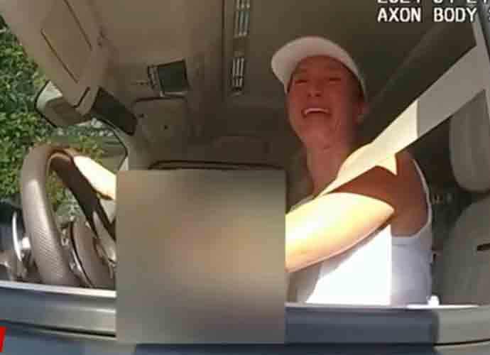 Gisele Bündchen cries in police cam video (Image: Surfside PD)