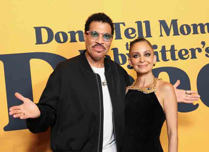 LOS ANGELES, CALIFORNIA - APRIL 02: (L-R) Lionel Richie and Nicole Richie attend the Los Angeles premiere of 