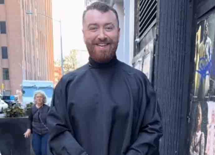 Sam Smith poses in new outfit on New York streets (Image: TikTok)
