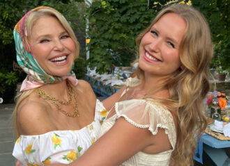 Christie Brinkley & Sailor Cook (Image: Instagram)