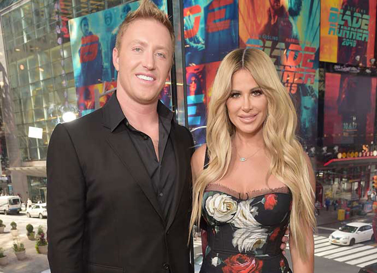 Amid Romance With Tom Hanks’ Son, Troubled Reality Stra Kim Zolciak Moves Out Of $6 Million Mansion Before It’s Sold At Foreclosure Auction