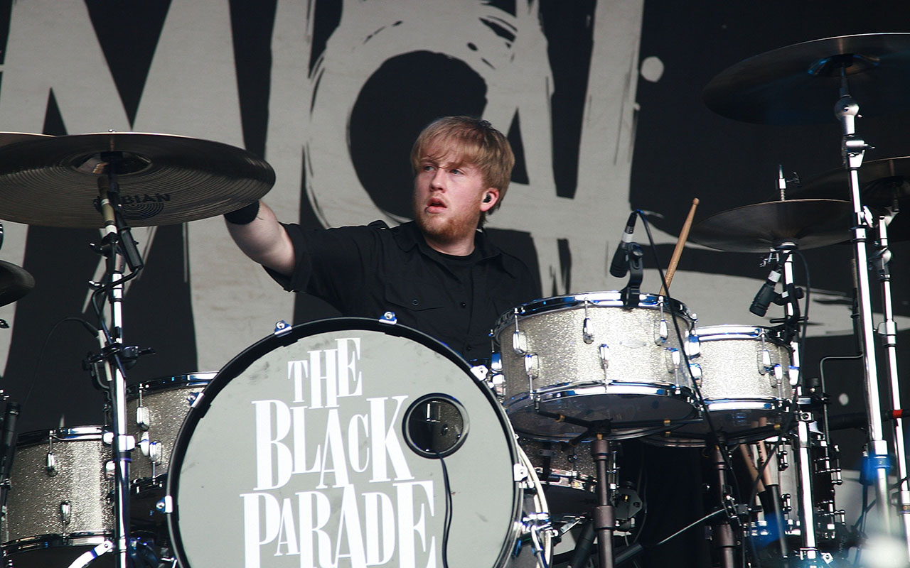 Former My Chemical Romance Drummer Bob Bryar Dies At 44