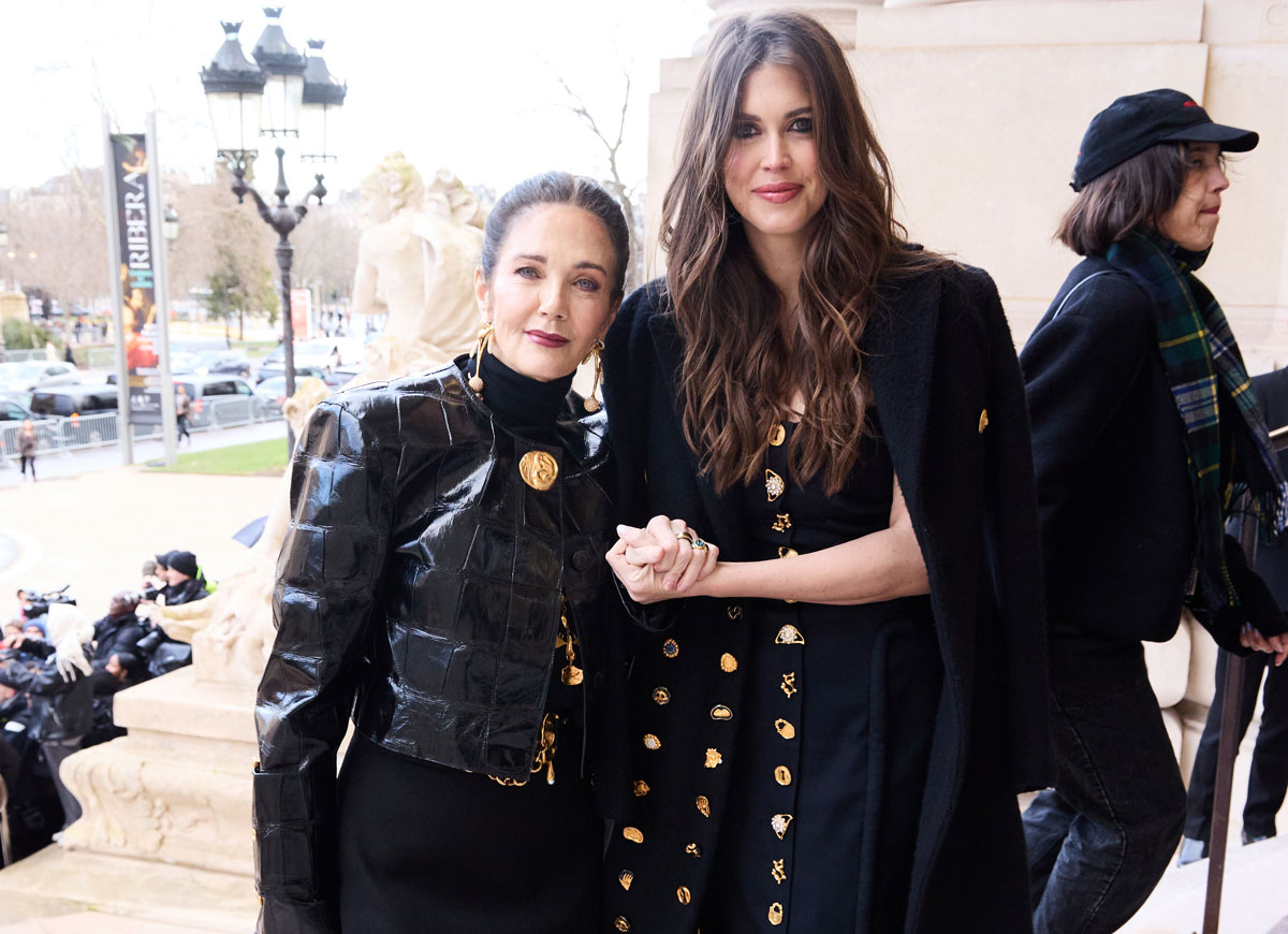 Lynda Carter & Lookalike Daughter Jessica Altman Stun At Schiaparelli Haute Couture Show During Paris Fashion Week