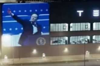 VIDEO: Elon Musk’s Straight-Arm Salute Projected Onto Carmaker’s Berlin Gigafactory: ‘Heil Tesla!’