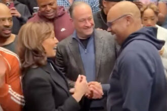 VIDEO: Kamala Harris & Doug Emhoff Visit Cast Of ‘A Wonderful World’ On Broadway