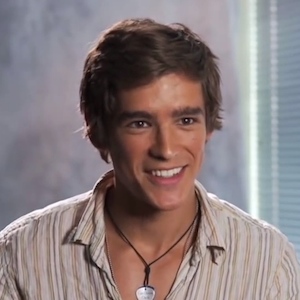 Brenton Thwaites: Who Is 'The Giver' Star? - uInterview